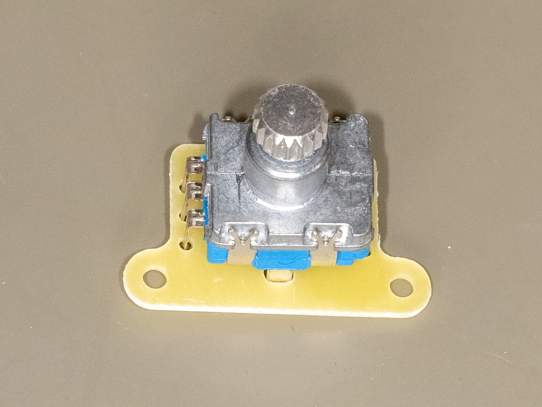 Inkrementalgeber auf Abstandshalter